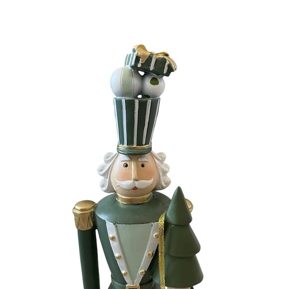 Balsam & Fir Green Gold NUTCRACKER Christmas SOLDIER Resin Figurine NEW - Picture 13 of 16